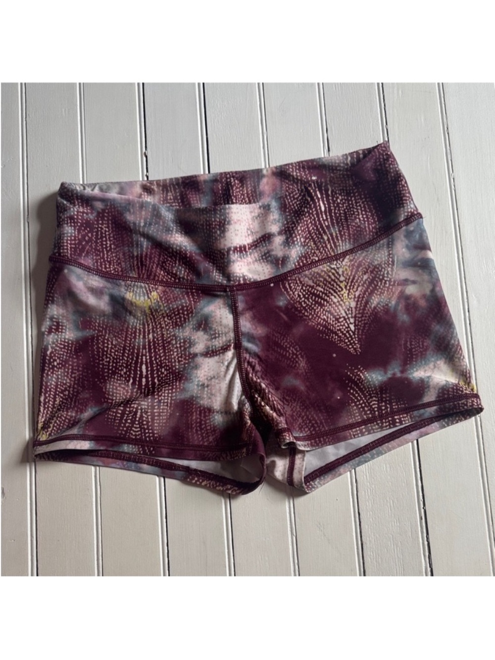American Eagle Outfitters Spandex Shorts Purple Size M